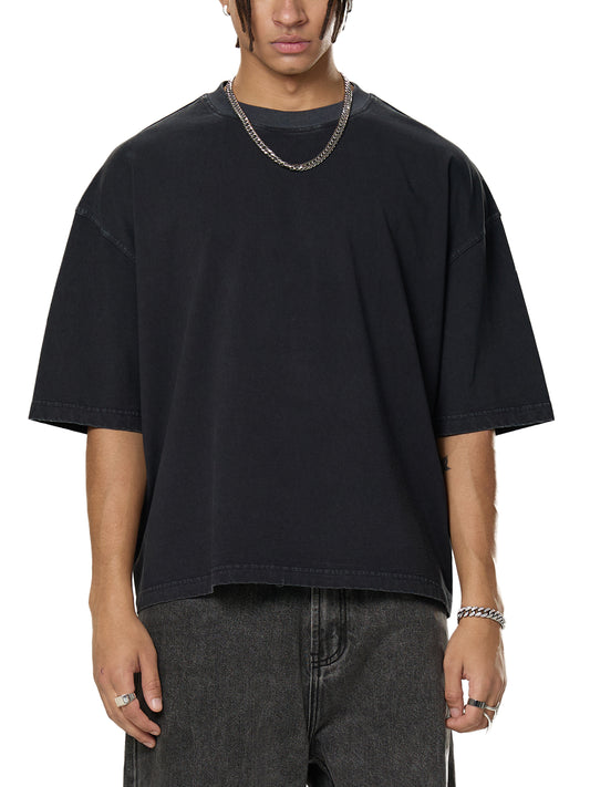 Model wearing the sustainable Future-Homme Philosophy Graphics self love loop eternal tee in gray frontside on a white background