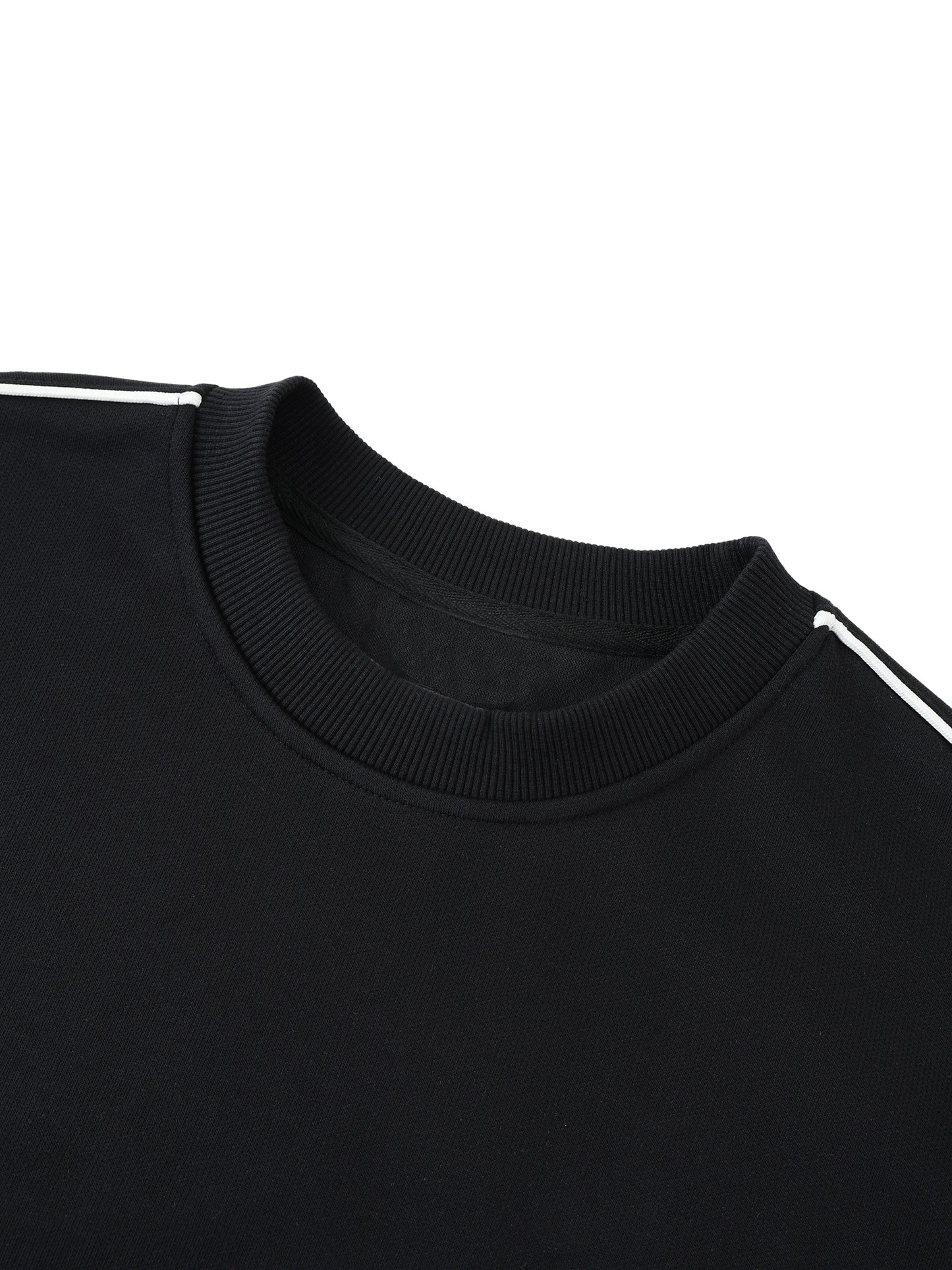 Close-up flat lay of Track crewneck oversized sweatshirt collar area - Future-Homme